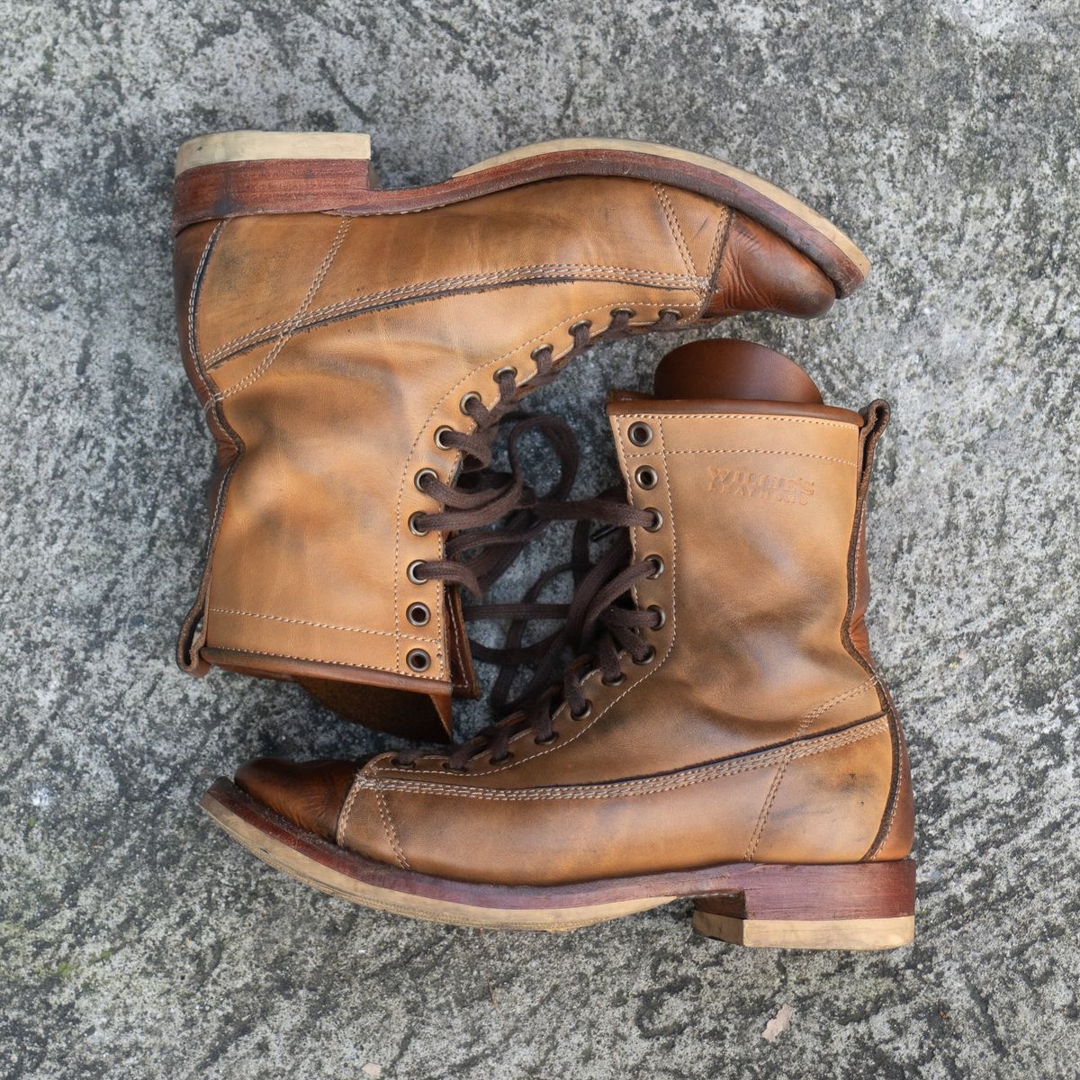 Photo by BiengerZ on January 3, 2025 of the Willie's Handmade Boots Monkey Boot in Horween Natural Latigo & Latigo GBS – Light Natural.