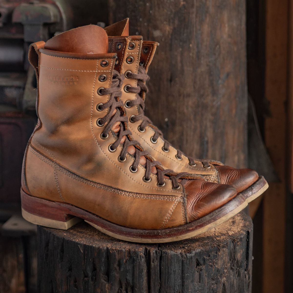 Photo by BiengerZ on January 3, 2025 of the Willie's Handmade Boots Monkey Boot in Horween Natural Latigo & Latigo GBS – Light Natural.