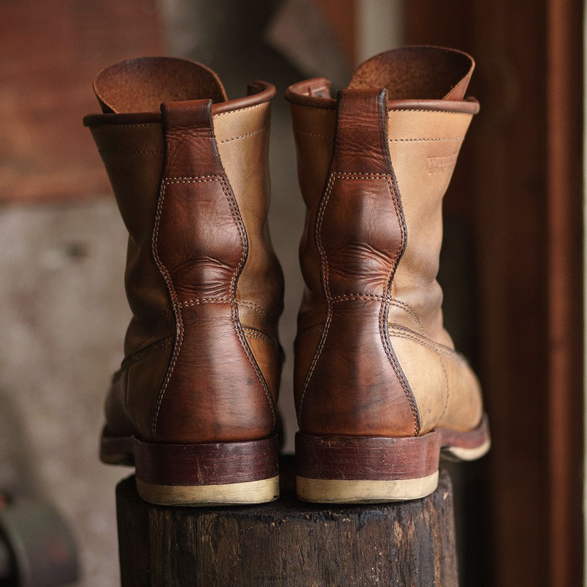 Photo by BiengerZ on April 2, 2025 of the Willie's Handmade Boots Monkey Boot in Horween Natural Latigo & Latigo GBS – Light Natural.