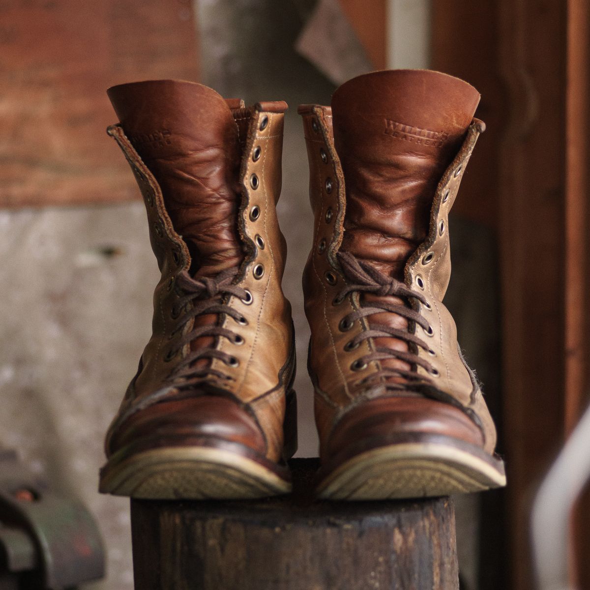 Photo by BiengerZ on April 2, 2025 of the Willie's Handmade Boots Monkey Boot in Horween Natural Latigo & Latigo GBS – Light Natural.