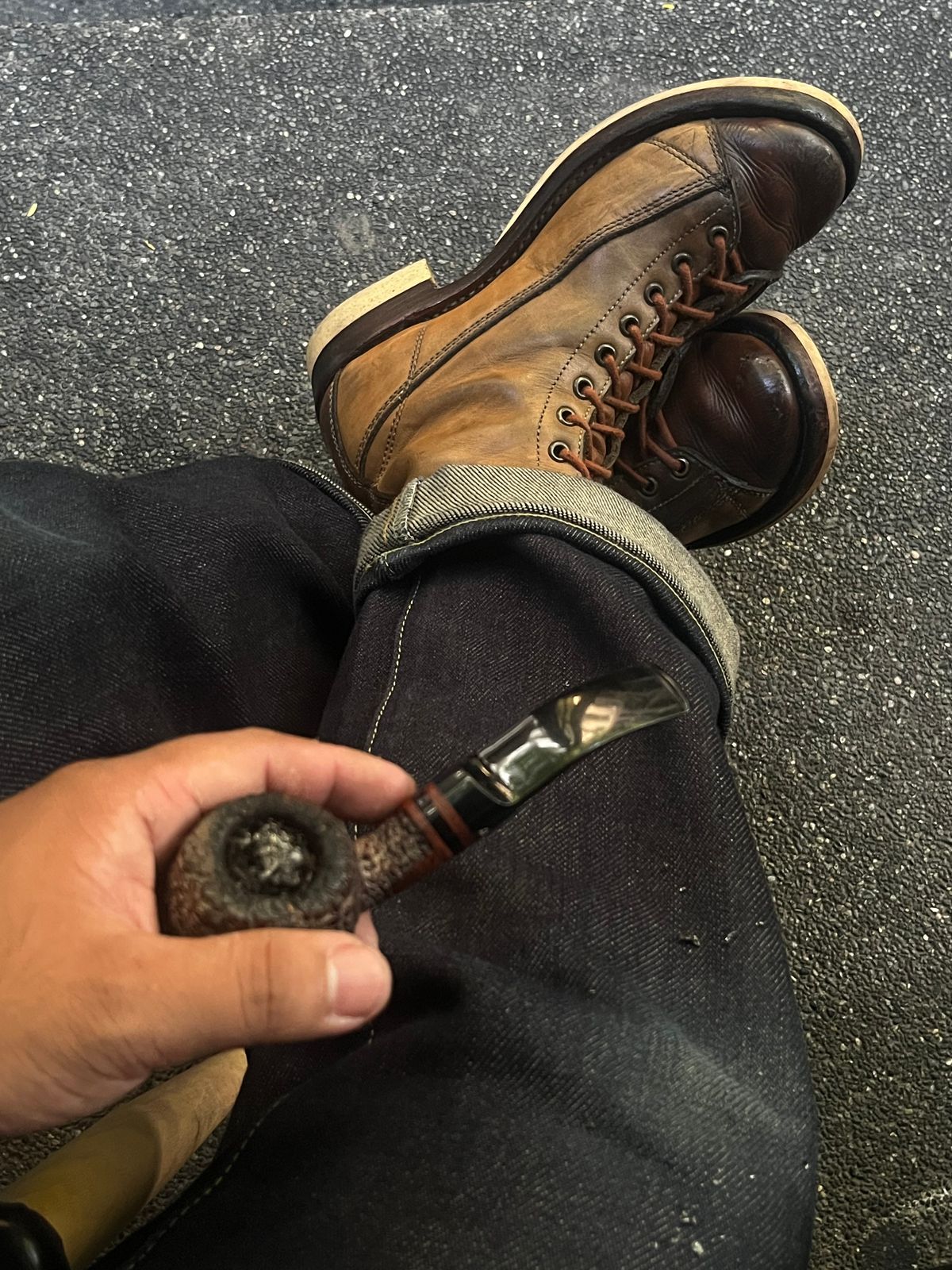 Photo by BiengerZ on September 20, 2025 of the Willie's Handmade Boots Monkey Boot in Horween Natural Latigo & Latigo GBS – Light Natural.