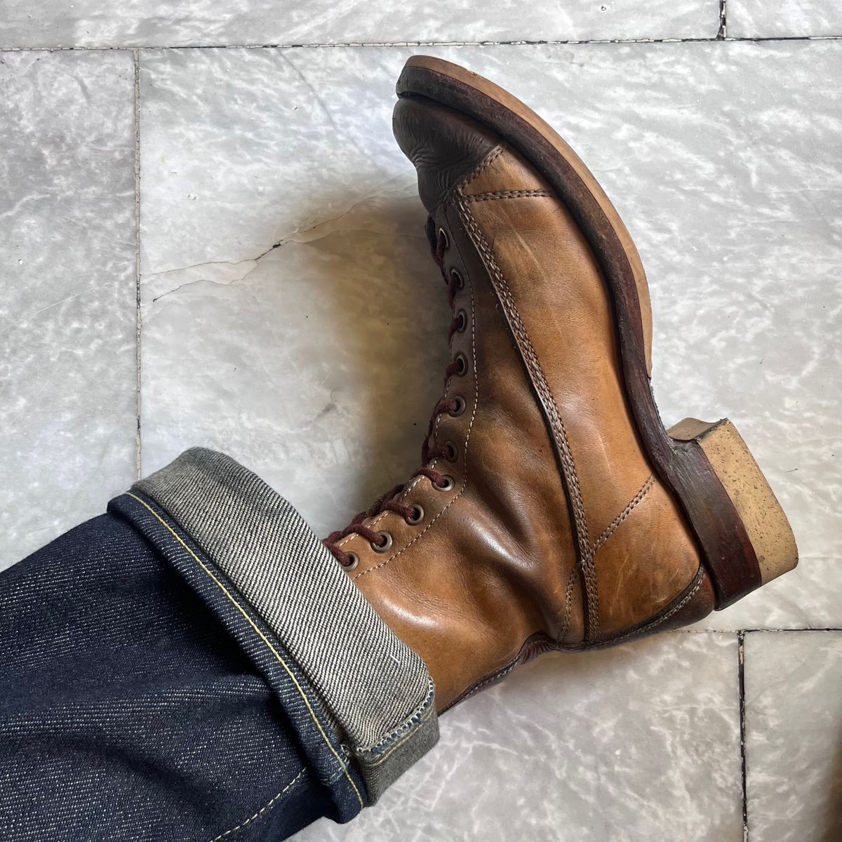 Photo by BiengerZ on November 6, 2025 of the Willie's Handmade Boots Monkey Boot in Horween Natural Latigo & Latigo GBS – Light Natural.