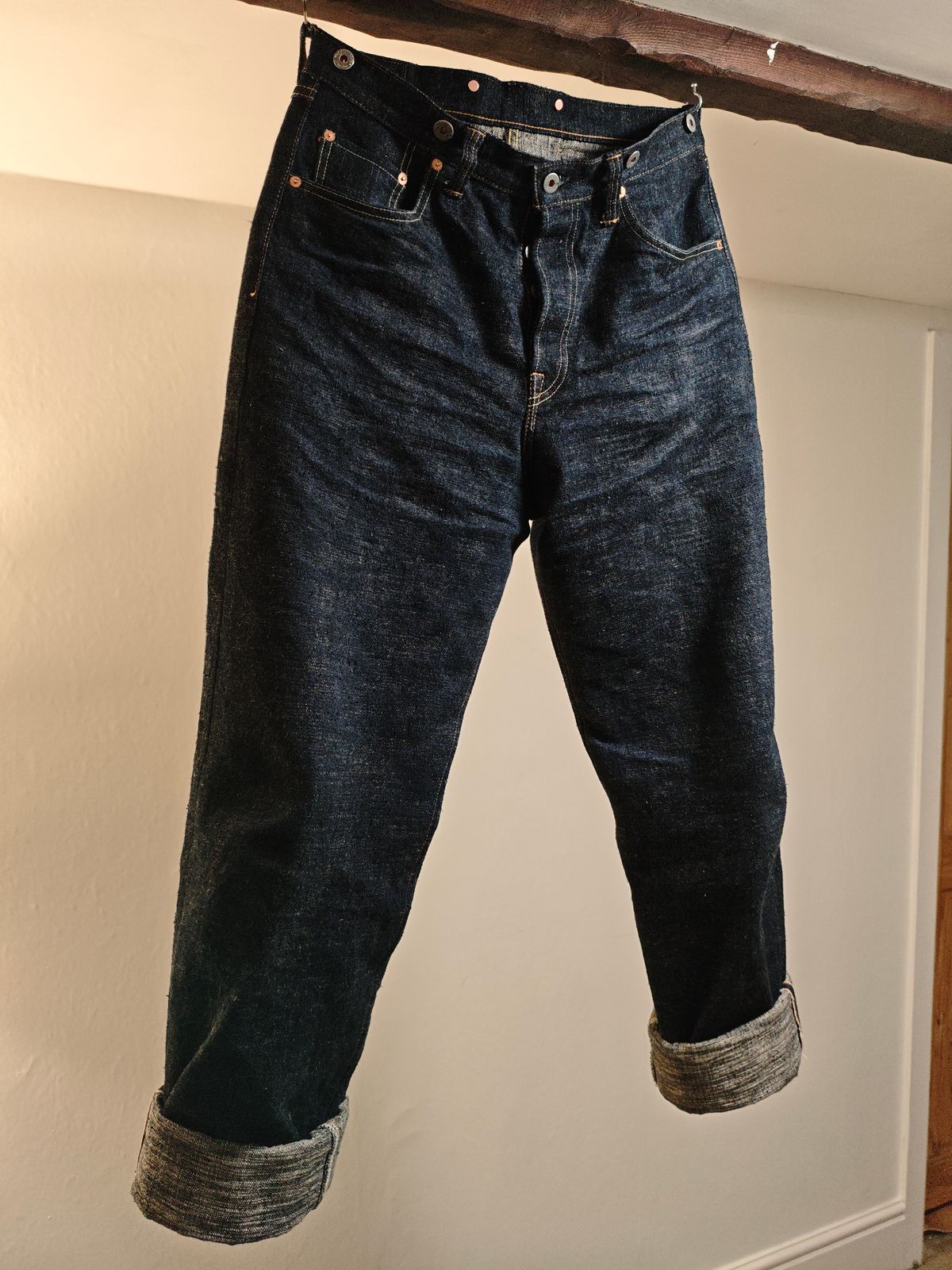 Photo by AdamReynolds on April 20, 2026 of the Graph Zero Heritage Straight Slub Yarn in 15oz Slub Yarn Denim.