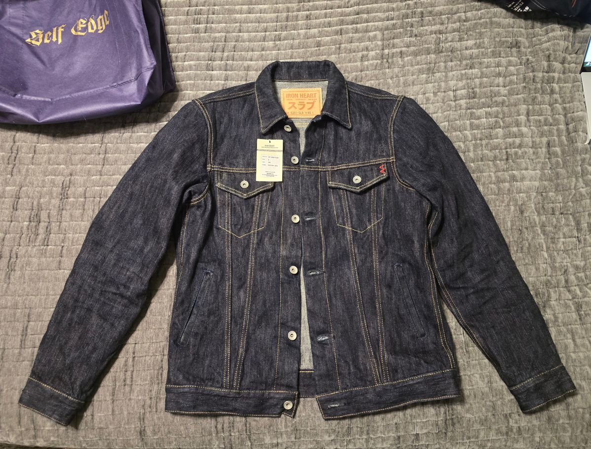Photo by Indigo_Fade_Journal on January 26, 2026 of the Iron heart IH-526J-SLB in 16oz Denim Slub.