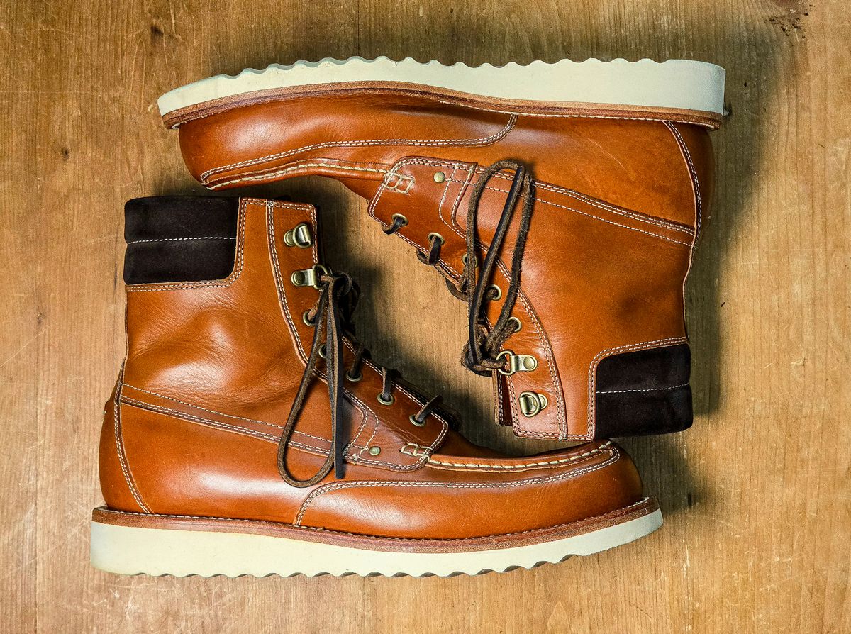 Photo by Indigo_Fade_Journal on November 5, 2025 of the Grant Stone Field Boot in Badalassi Carlo Saddle Tan Minerva.