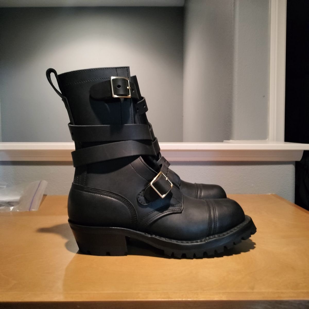 Photo by StuntTriple on February 4, 2026 of the Nicks TankerPro in Nicks / Horween Black Spokane.