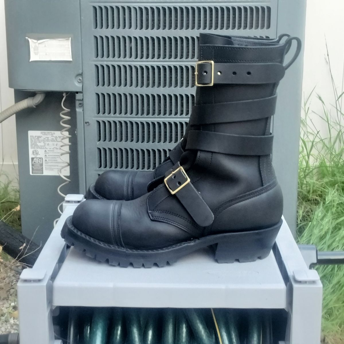 Photo by StuntTriple on February 5, 2026 of the Nicks TankerPro in Nicks / Horween Black Spokane.