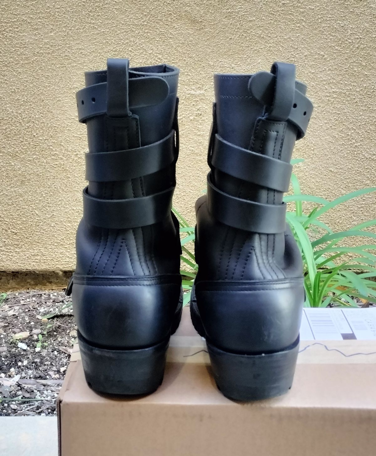 Photo by StuntTriple on February 26, 2026 of the Nicks TankerPro in Nicks / Horween Black Spokane.