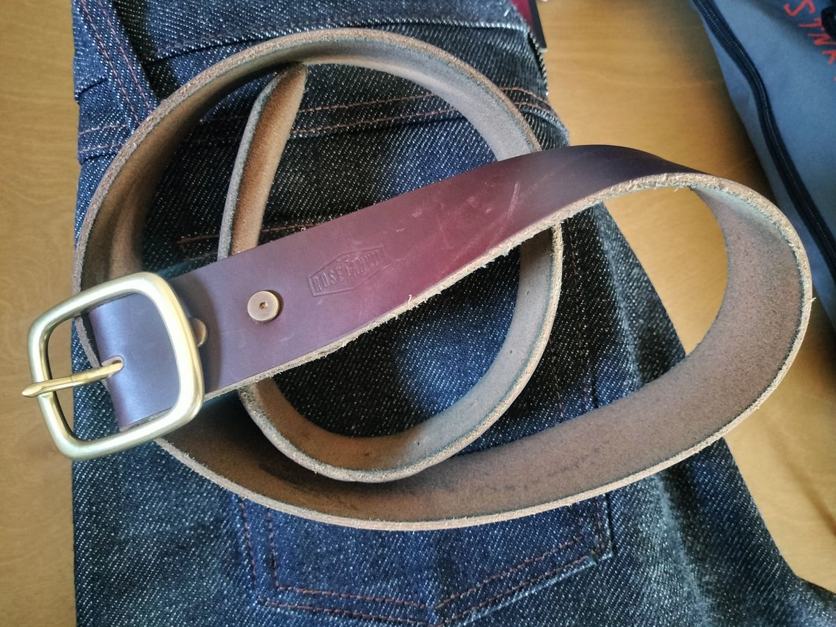 Photo by StuntTriple on November 4, 2025 of the Rose Anvil Micro-Adjust Belt - 1.5" in Dark Brown Leather.