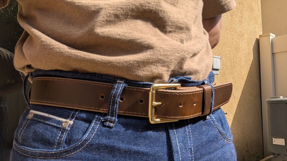 Photo by StuntTriple on October 7, 2025 of the Nicks Heritage Belt in Nicks / Horween Cognac Shackleton & Veg Tan Leather.