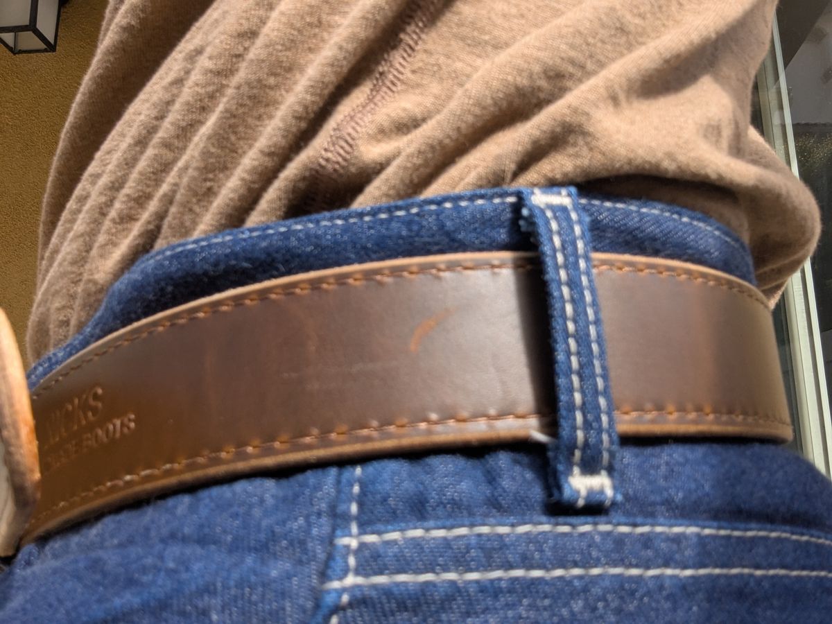 Photo by StuntTriple on October 7, 2025 of the Nicks Heritage Belt in Nicks / Horween Cognac Shackleton & Veg Tan Leather.