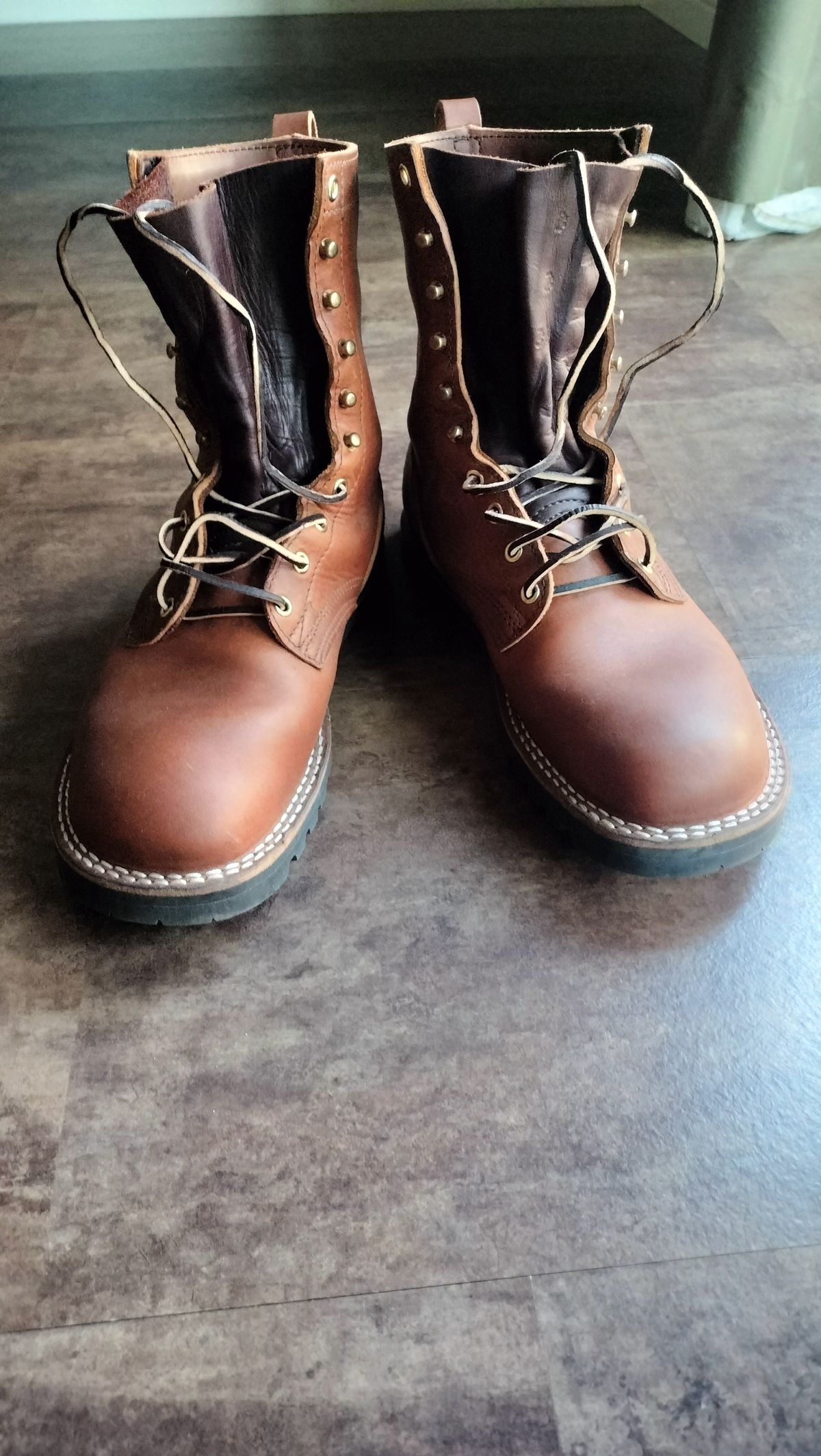 Photo by StuntTriple on August 3, 2025 of the Nicks Strider ZD in Nicks / Horween Honey Spokane.