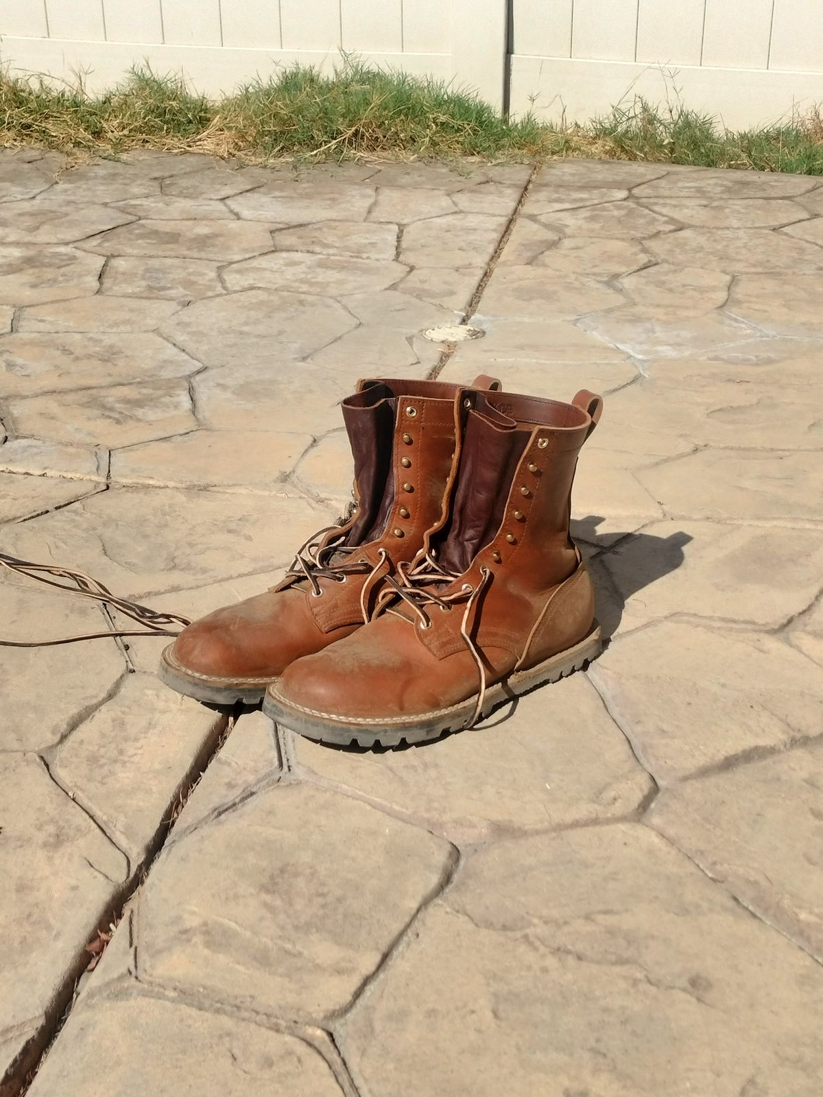 Photo by StuntTriple on August 24, 2025 of the Nicks Strider ZD in Nicks / Horween Honey Spokane.