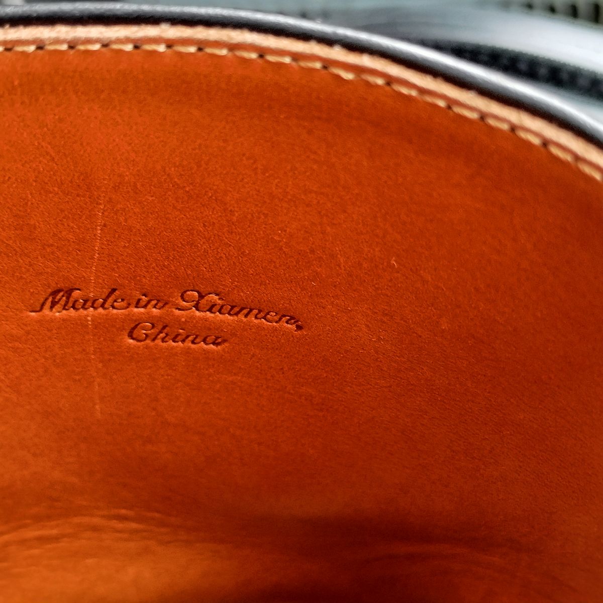 Photo by StuntTriple on April 25, 2026 of the Grant Stone Grant Stone / Elias Side-Zip in Horween Black Chromexcel.