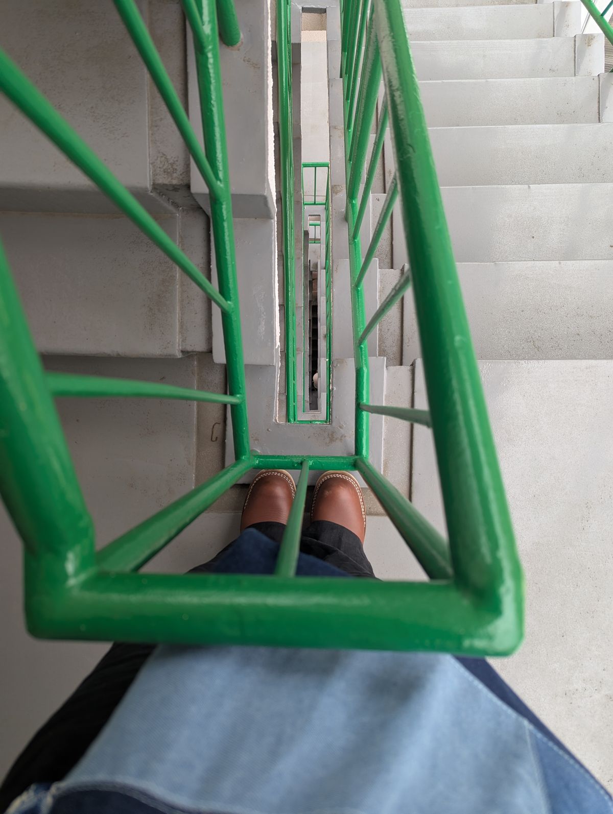 Photo by StuntTriple on October 31, 2025 of the Nicks Riverfront in Seidel 1964 Brown.