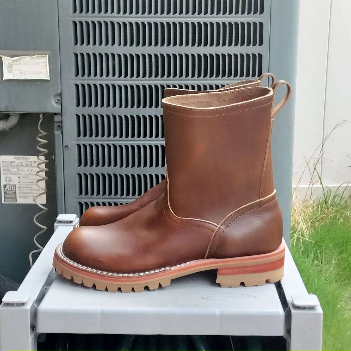 Photo by StuntTriple on November 4, 2025 of the Nicks Wellington in Nick's / Horween Cognac Shackleton.