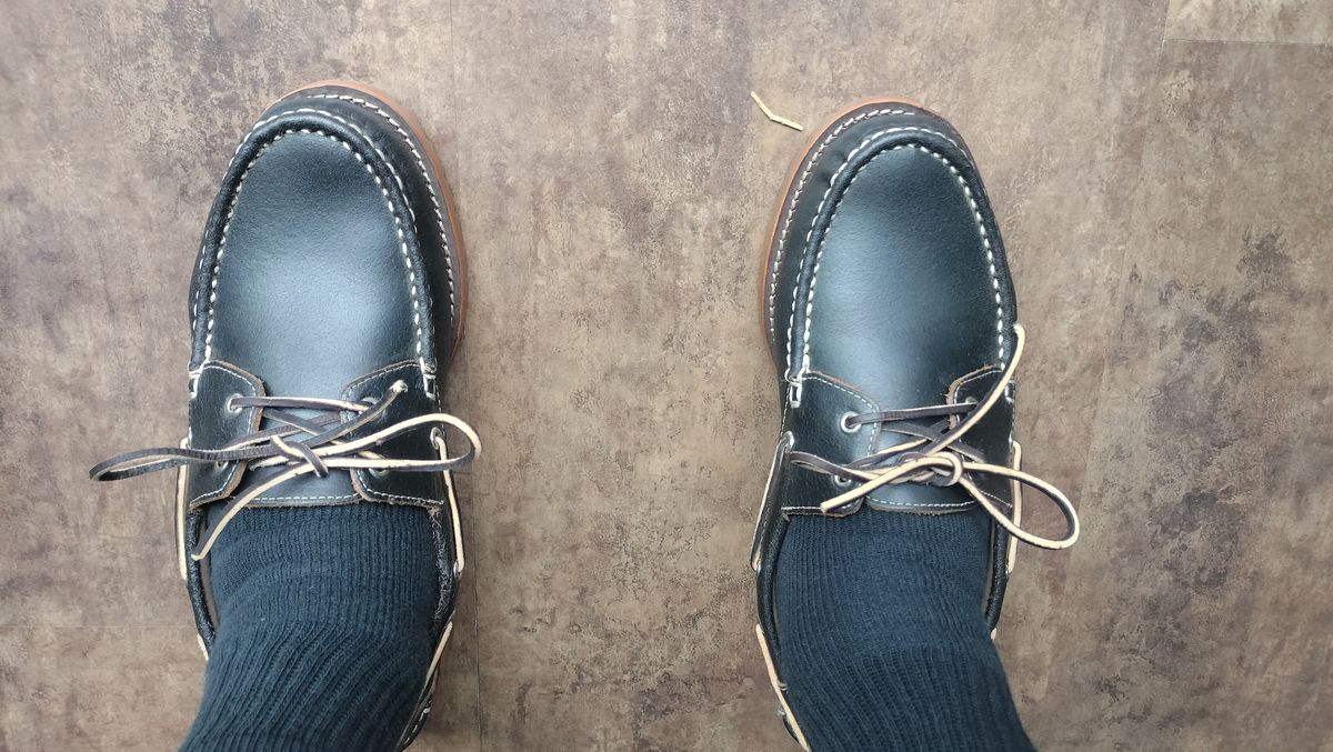 Photo by StuntTriple on June 24, 2025 of the Thursday Handsewn Loafer in Dark Brown Waxed Roughout Leather.