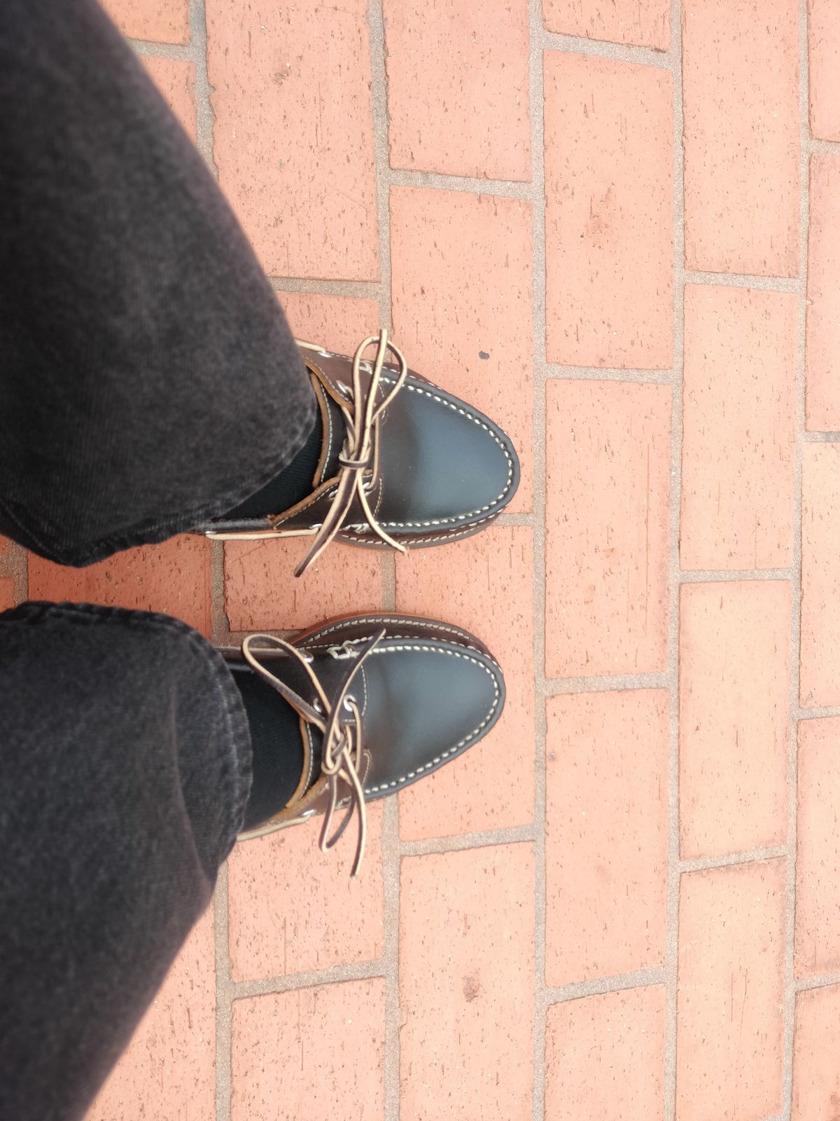 Photo by StuntTriple on September 13, 2025 of the Thursday Handsewn Loafer in Dark Brown Waxed Roughout Leather.