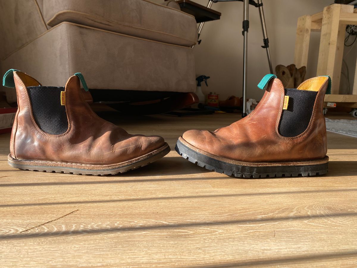 Photo by lolo99 on September 28, 2025 of the Jim Green Stockman in Fudge Crazy Horse.