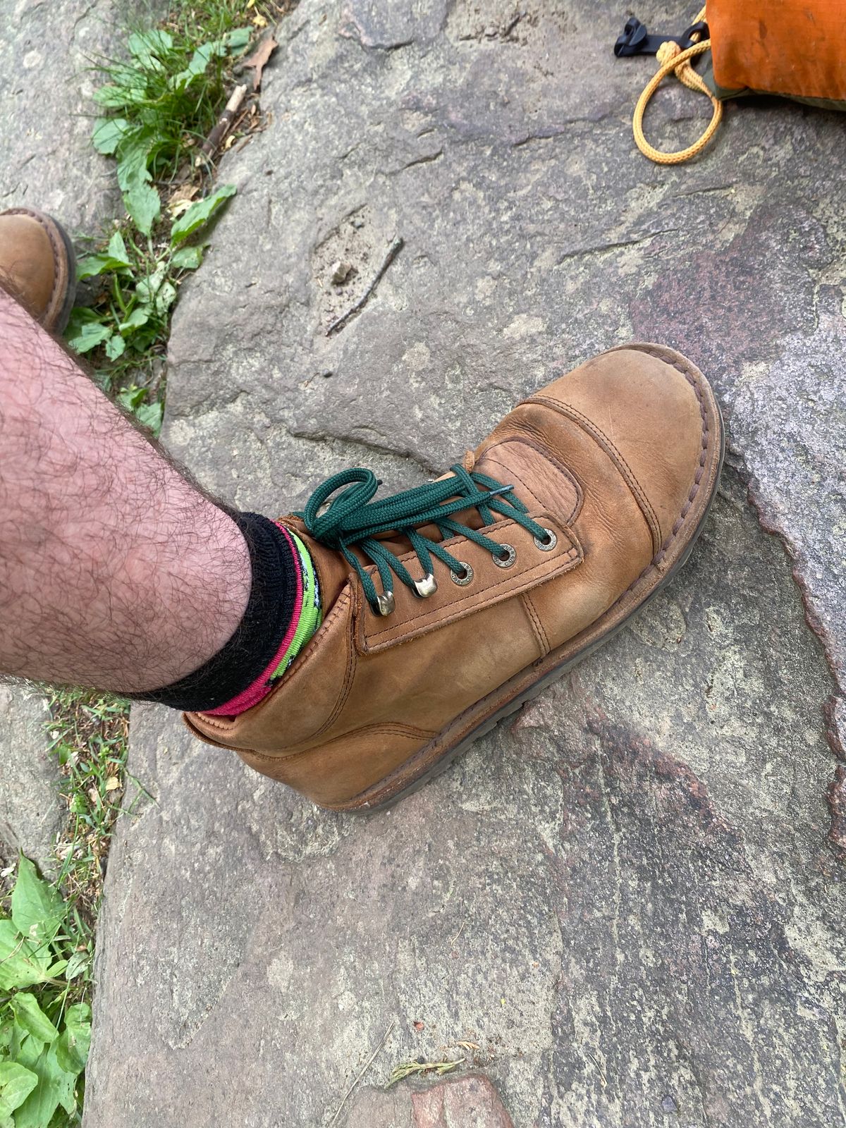 Photo by lolo99 on June 7, 2025 of the Jim Green African Ranger Barefoot Boot in Fudge Crazy Horse.