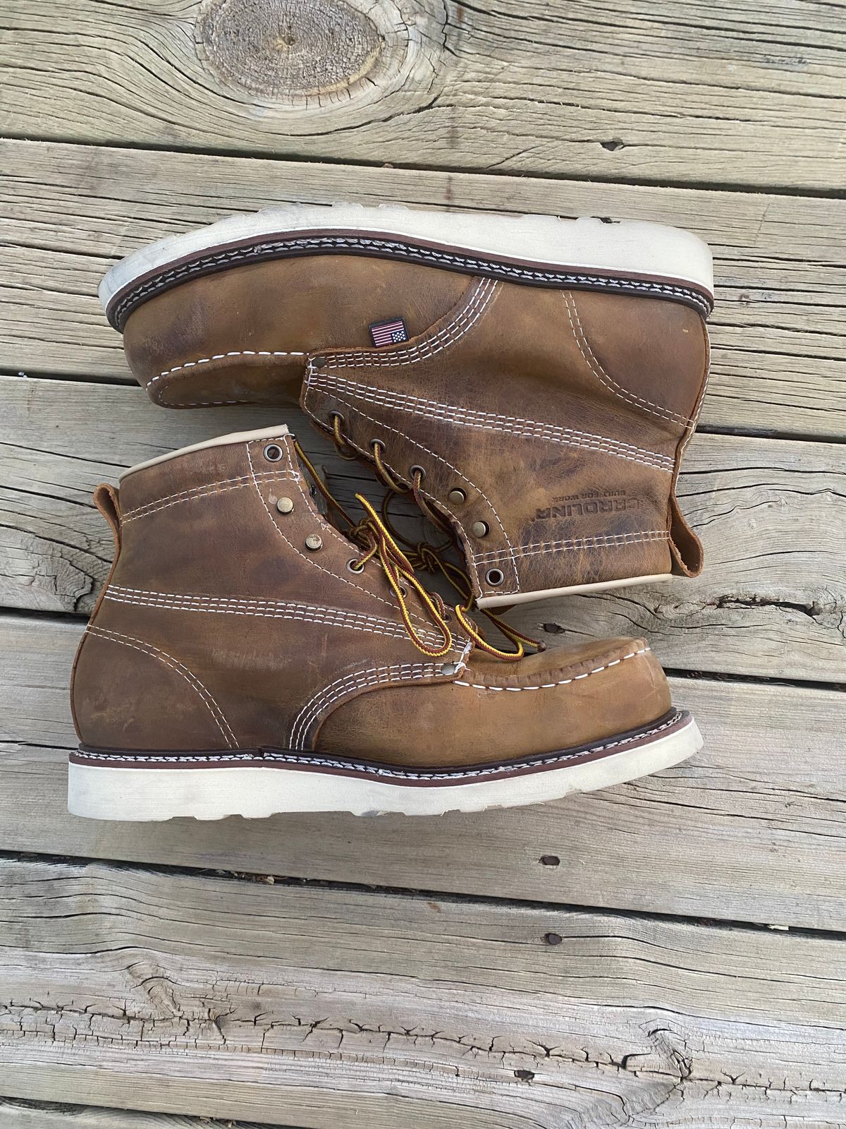 Photo by lolo99 on May 6, 2026 of the Carolina 6 Inch Moc Toe in Old Town Folklore.