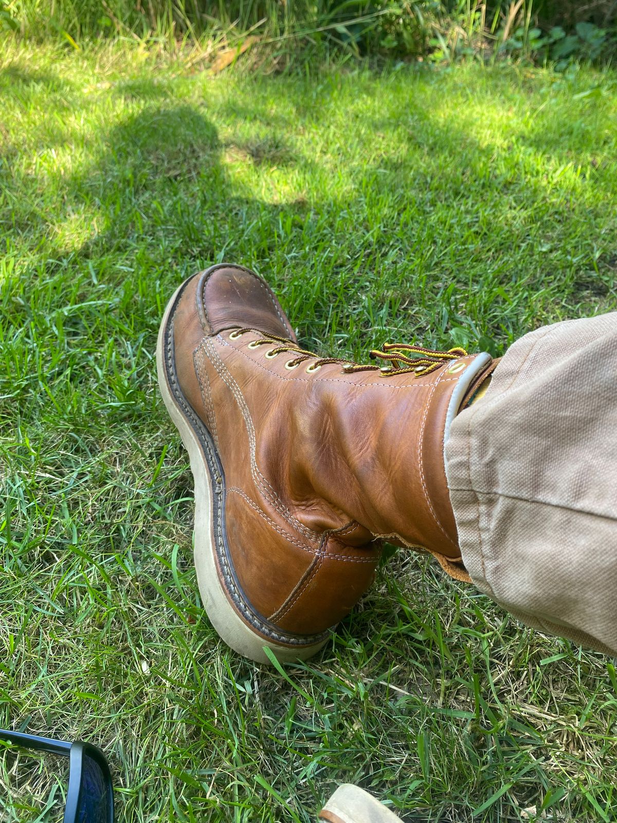 Photo by lolo99 on July 15, 2025 of the Thorogood 8" Moc Toe in Tobacco Gladiator Oil-Tanned.