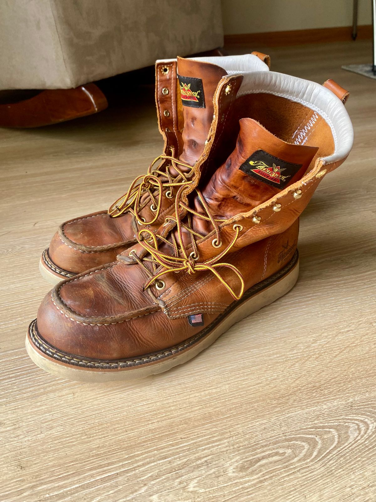 Photo by lolo99 on August 17, 2025 of the Thorogood 8" Moc Toe in Tobacco Gladiator Oil-Tanned.