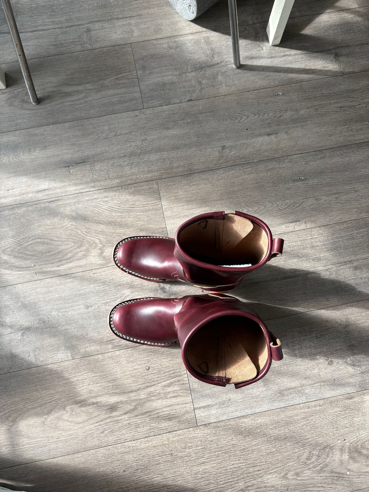 Photo by Eviejr on October 1, 2025 of the Nicks StationMaster in Horween Color 8 Chromexcel Strips.