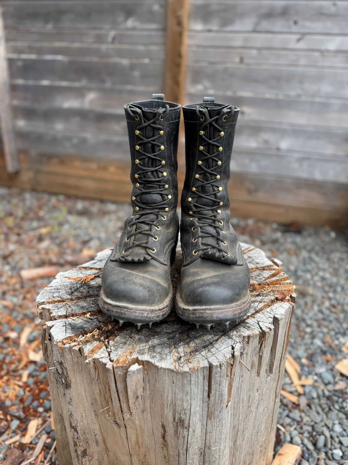 Photo by Awry_Camera on September 12, 2025 of the Nicks Hot Shot in Seidel MaxSupport Black Roughout & Seidel MaxSupport Black.