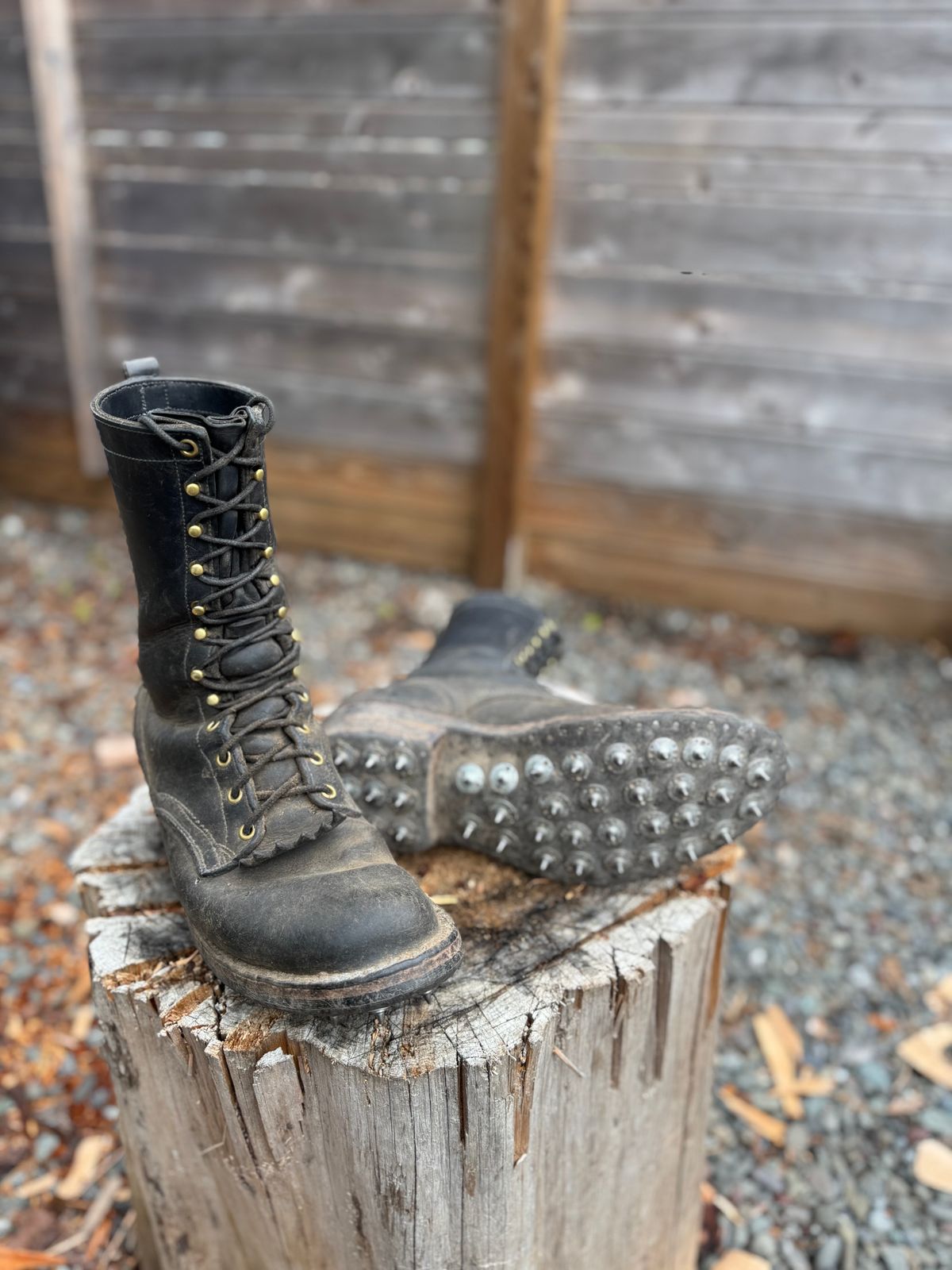 Photo by Awry_Camera on September 12, 2025 of the Nicks Hot Shot in Seidel MaxSupport Black Roughout & Seidel MaxSupport Black.