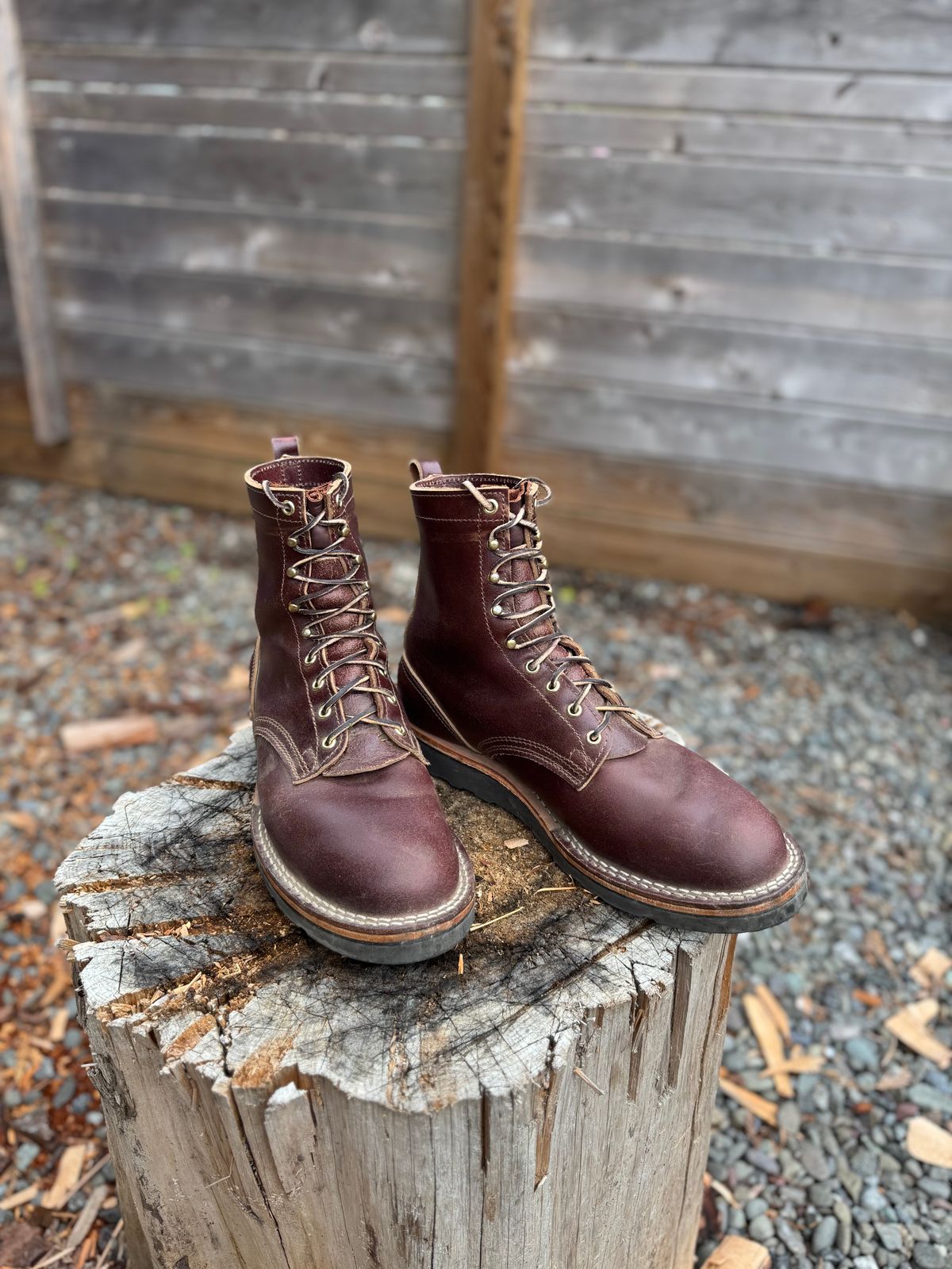 Photo by Awry_Camera on September 12, 2025 of the Nicks MTO in Horween Tan Waxed Flesh.