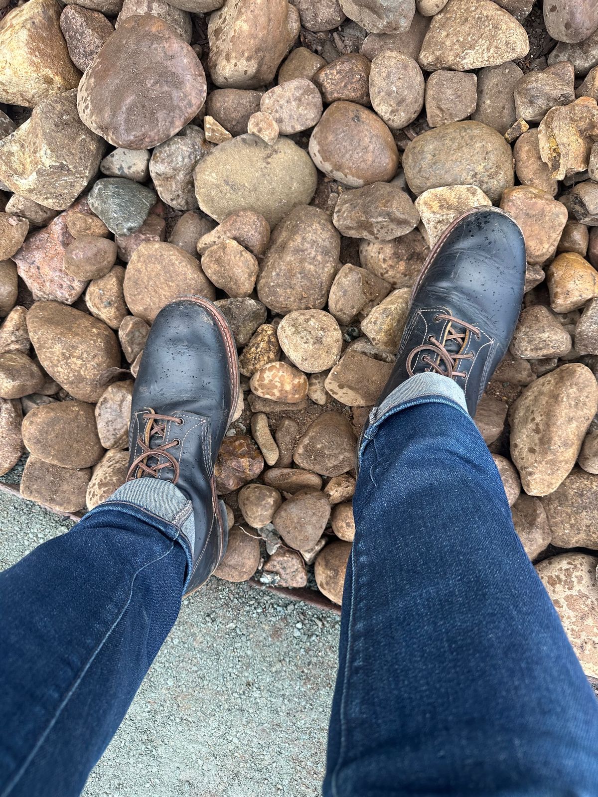 Photo by PastaKing on February 5, 2025 of the Red Wing Beckman Flatbox in S.B. Foot Black Klondike.
