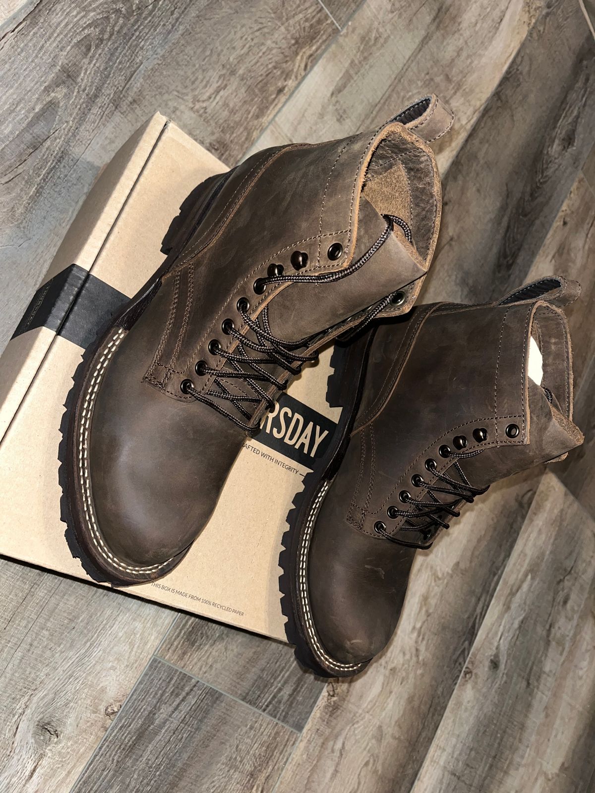 Photo by grimmnir2024 on November 5, 2024 of the Thursday Thunder in Vintage Tobacco.