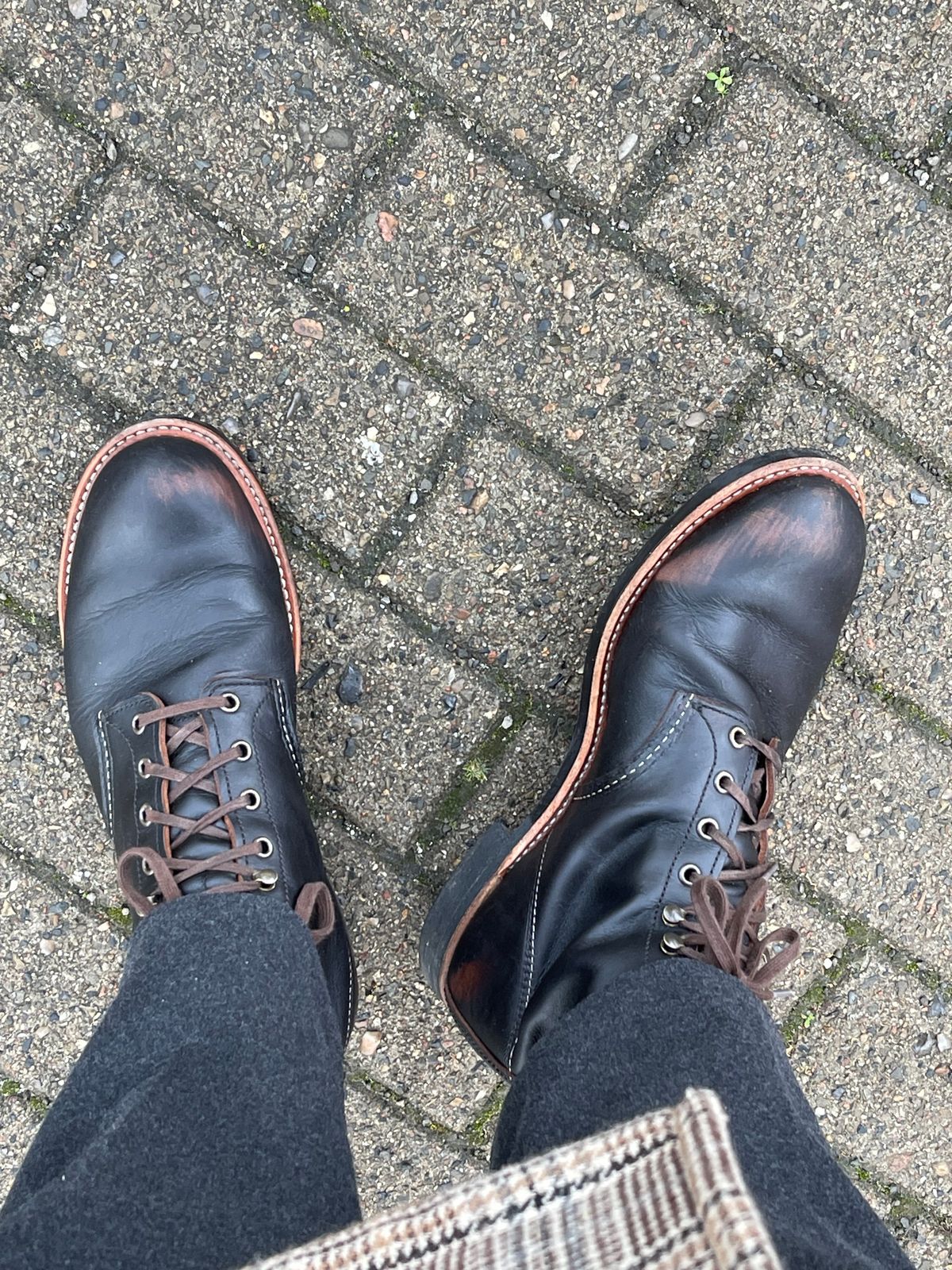 Photo by Jakob_Boots on December 4, 2025 of the Red Wing Blacksmith 3345 in S.B. Foot Black Prairie.