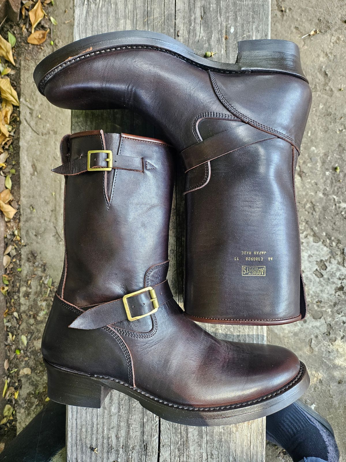 Photo by jackboot_jamstring on May 16, 2025 of the Addict Boots AB-01 Engineer Boots in Brown Horsehide.
