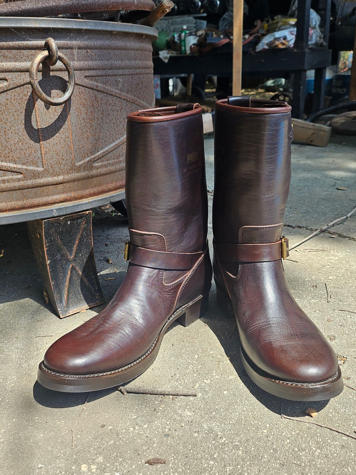 Photo by jackboot_jamstring on May 16, 2025 of the Addict Boots AB-01 Engineer Boots in Brown Horsehide.
