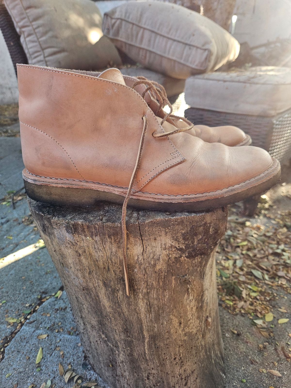 Photo by jackboot_jamstring on November 3, 2025 of the Clarks Desert Boot in Unknown Natural Veg Tan.