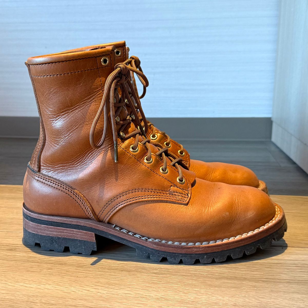 Photo by jdsw20 on December 4, 2025 of the Nicks Parkhurst V3 in Horween Light Natural Dublin.