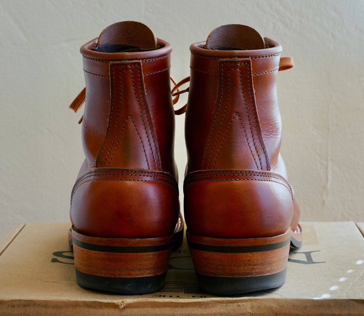 Photo by jdsw20 on March 2, 2025 of the Nicks MTO in Wickett & Craig Tan Oiled Latigo.