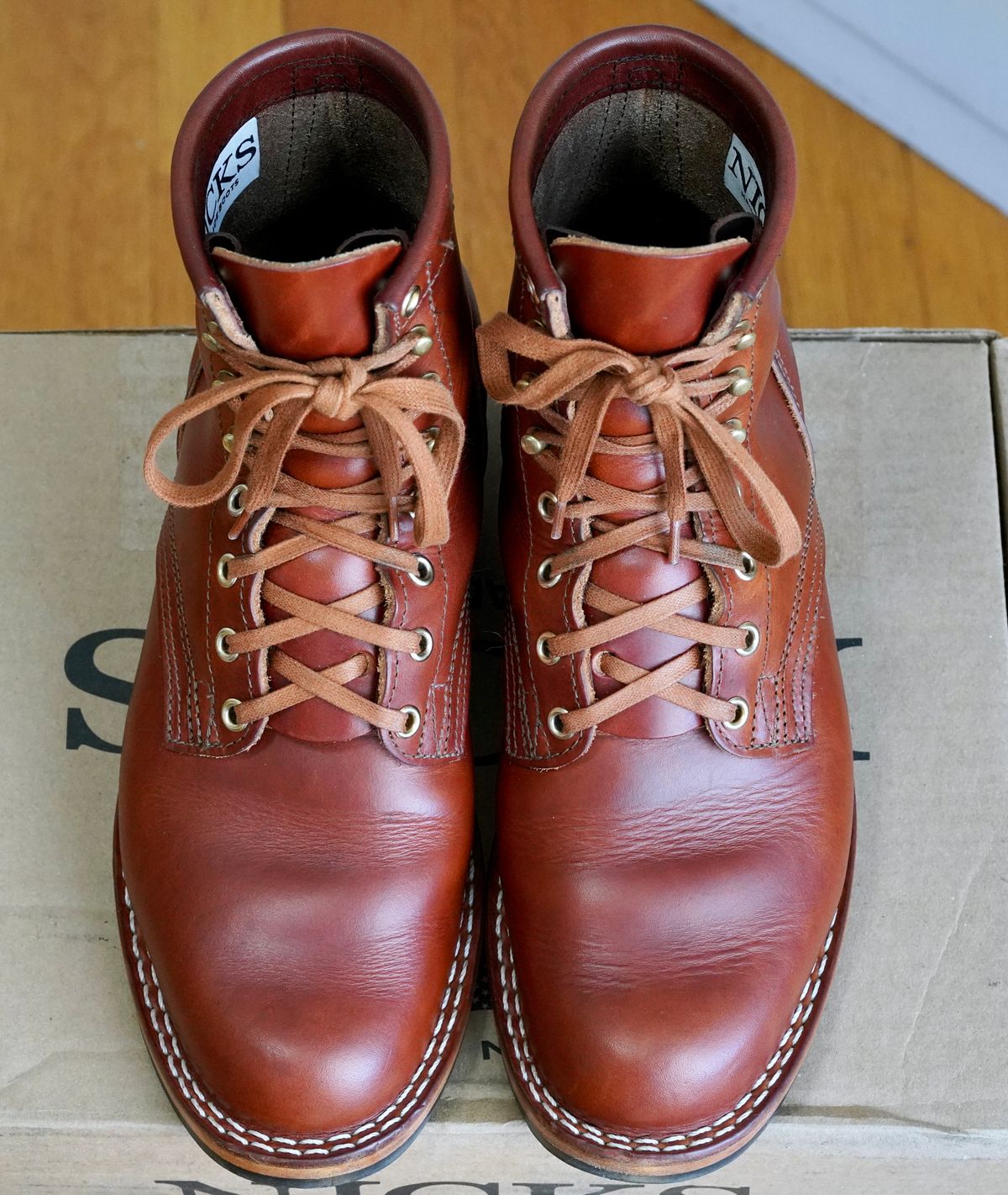 Photo by jdsw20 on April 3, 2025 of the Nicks MTO in Wickett & Craig Tan Oiled Latigo.