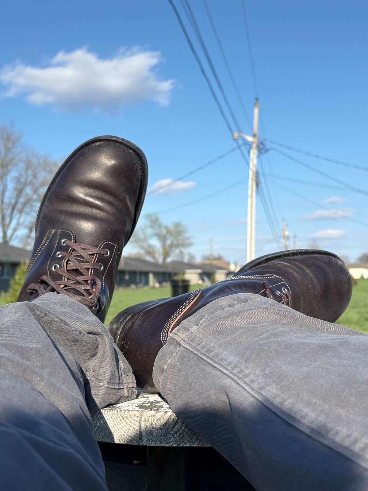 Photo by RTRSnk004 on April 5, 2026 of the Johnnyworks M43 in Maryam Black Teacore Horsebutt.