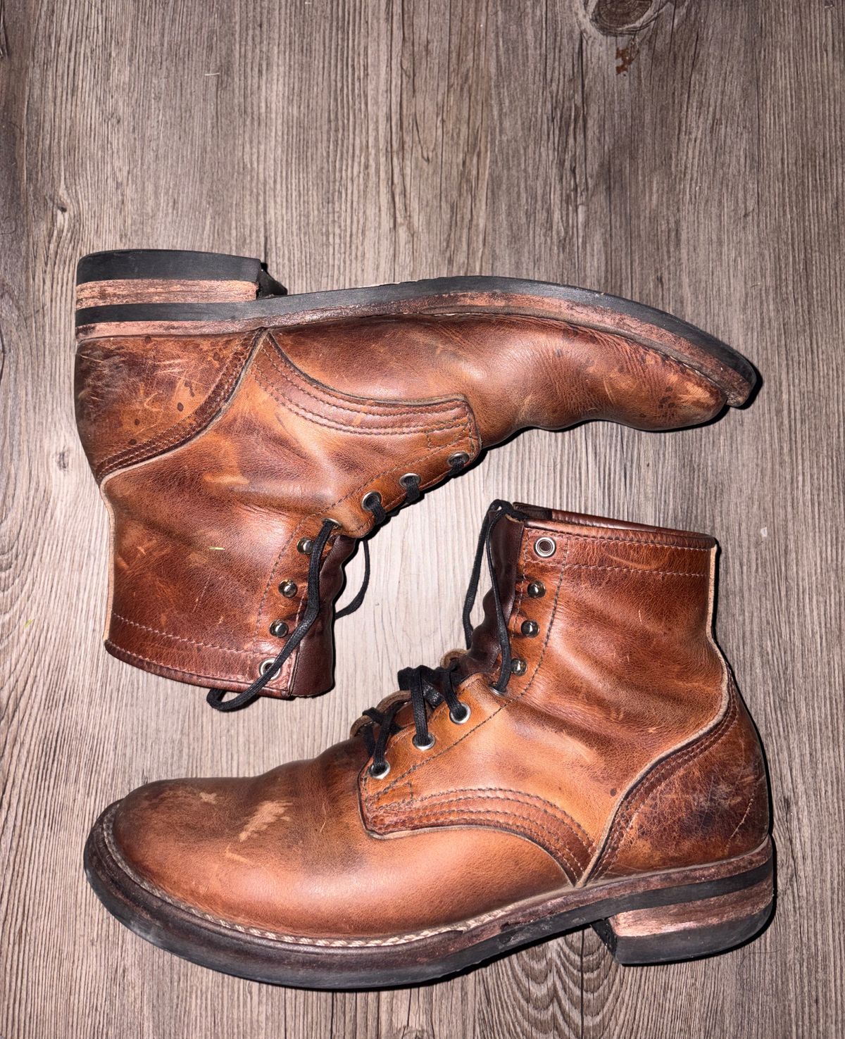 Photo by RTRSnk004 on April 29, 2026 of the Nicks MTO in Horween Italian Brown Cypress.