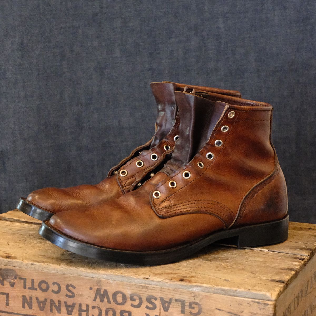 Photo by RTRSnk004 on May 27, 2026 of the Nicks x Unsung House MTO in Horween Italian Brown Cypress.