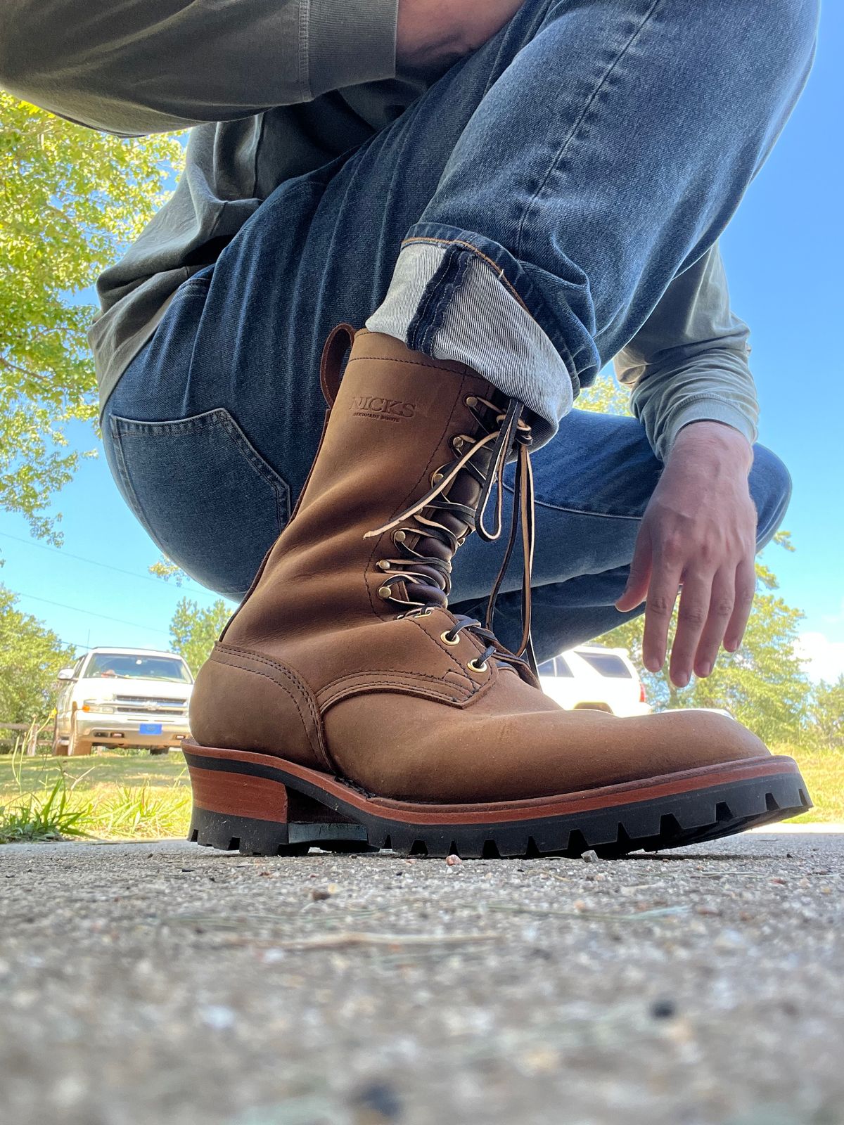 Photo by cricket on July 26, 2025 of the Nicks Hot Shot in Seidel WeatherShield Brown.
