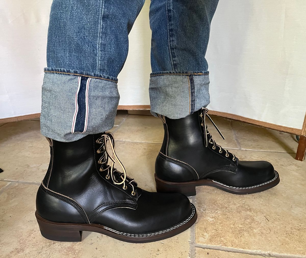 Photo by cricket on June 16, 2025 of the Nicks Lace Up Heritage in Horween Black Chromexcel.