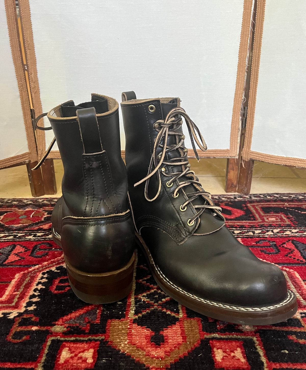 Photo by cricket on July 7, 2025 of the Nicks Lace Up Heritage in Horween Black Chromexcel.