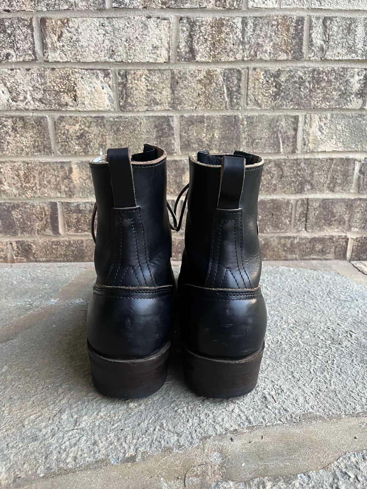 Photo by cricket on September 4, 2025 of the Nicks Lace Up Heritage in Horween Black Chromexcel.