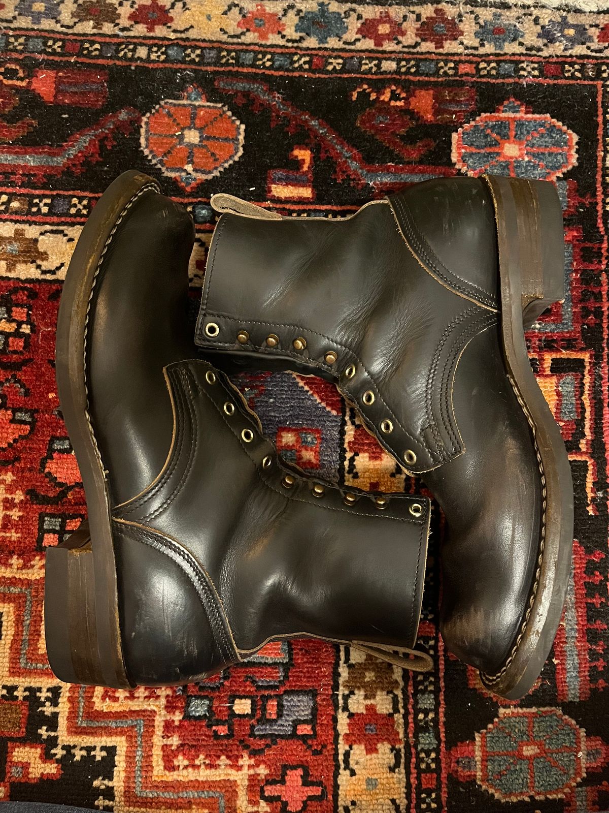 Photo by cricket on December 27, 2025 of the Nicks Lace Up Heritage in Horween Black Chromexcel.