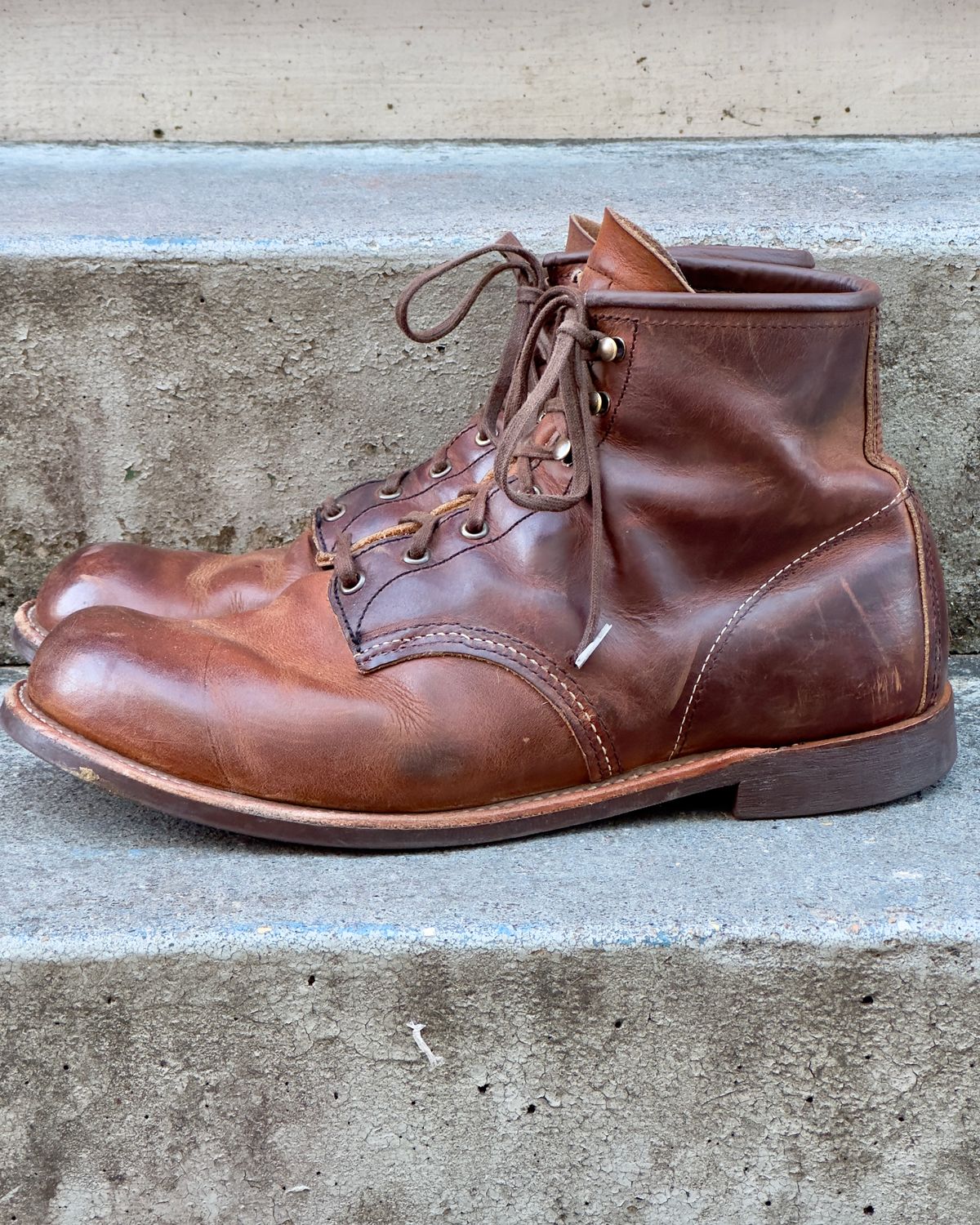 Photo by johndavid on February 1, 2026 of the Red Wing Blacksmith in S.B. Foot Copper Rough and Tough.