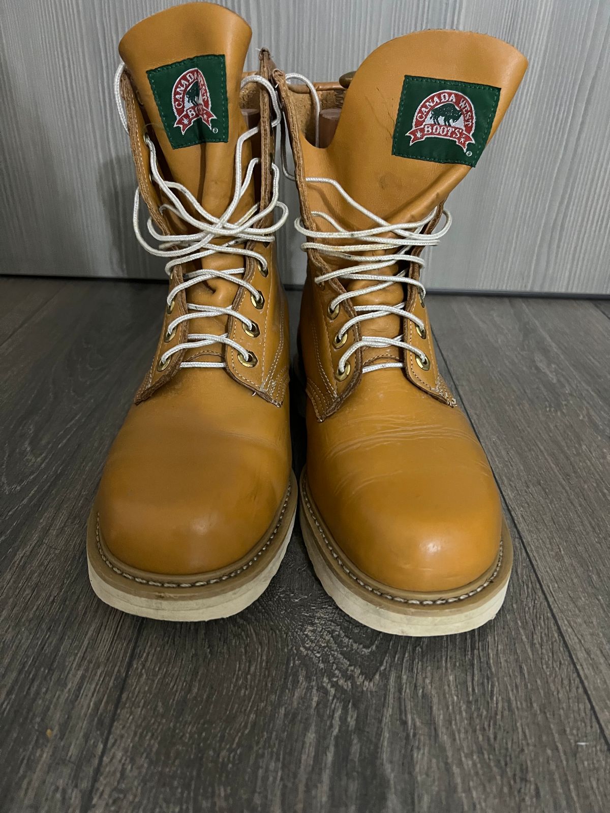 Photo by julia on November 4, 2024 of the Canada West Boots Unknown Model in Unknown Leather.